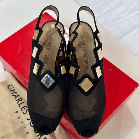 Charles Jourdan Black and Gold Kitten Heel Suede Mesh Square Gold Studs Size 7.5 - Picture 1 of 10